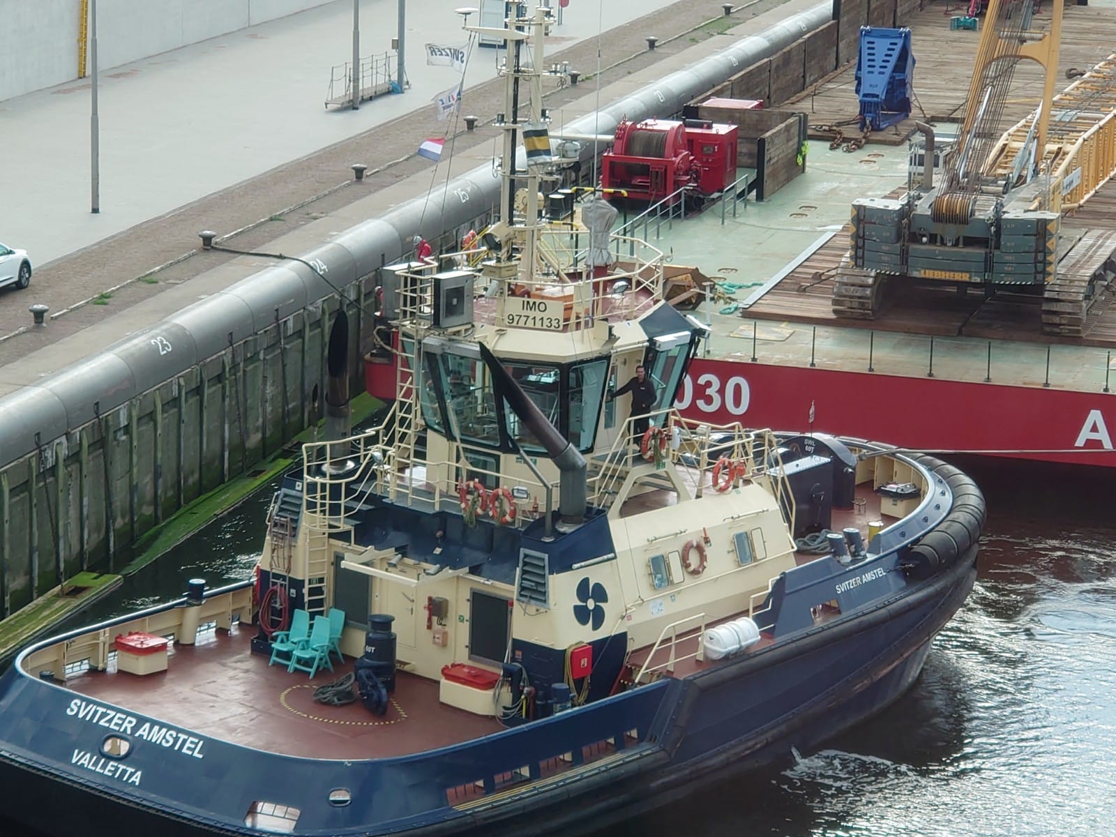 schip aan wal
